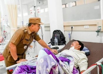 Walikota Tebingtinggi H. Iman Irdian Saragih Tekankan Pentingnya Penguatan Kerjasama Dan Refleksi Diri Pada Apel Di RSUD Kumpulan Pane