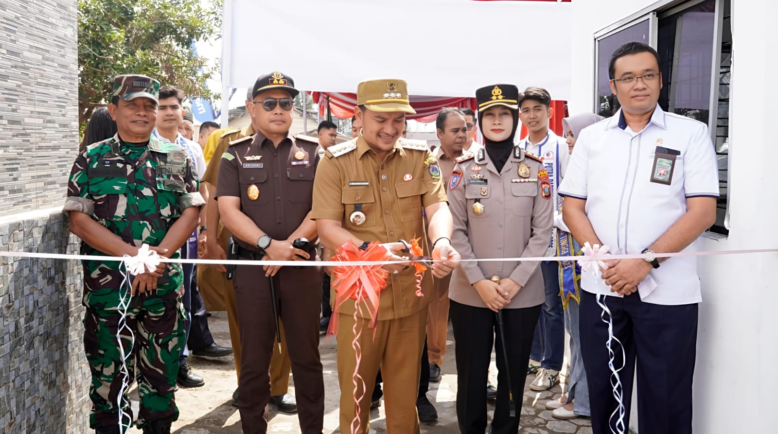 Walikota Tebingtinggi Iman Irdian Saragih Resmikan Kolam Renang, Berharap Menjadi Destinasi Rekreasi Keluarga - IMG 20260127 WA0001