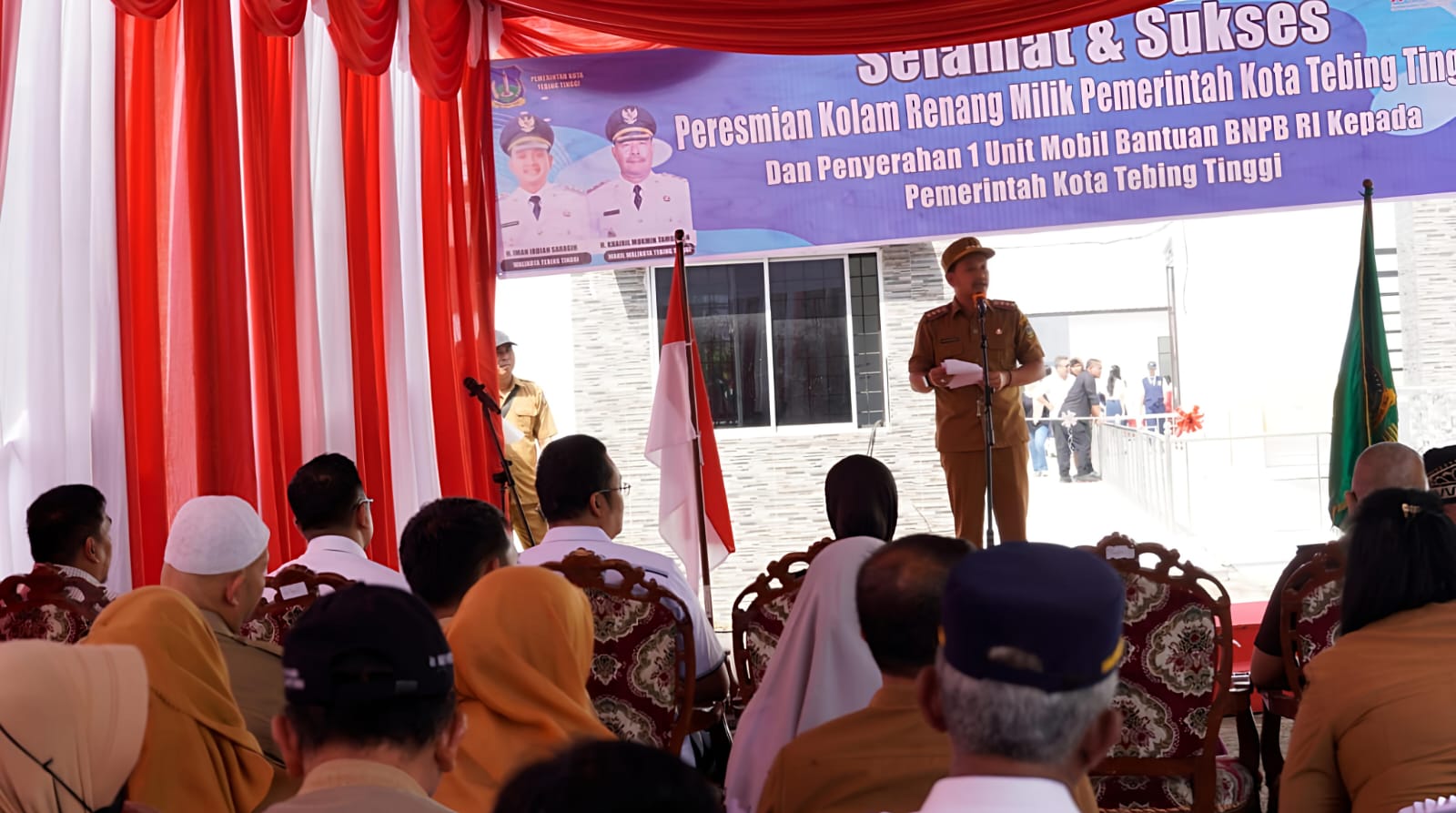 Walikota Tebingtinggi Iman Irdian Saragih Resmikan Kolam Renang, Berharap Menjadi Destinasi Rekreasi Keluarga - IMG 20260127 WA0002