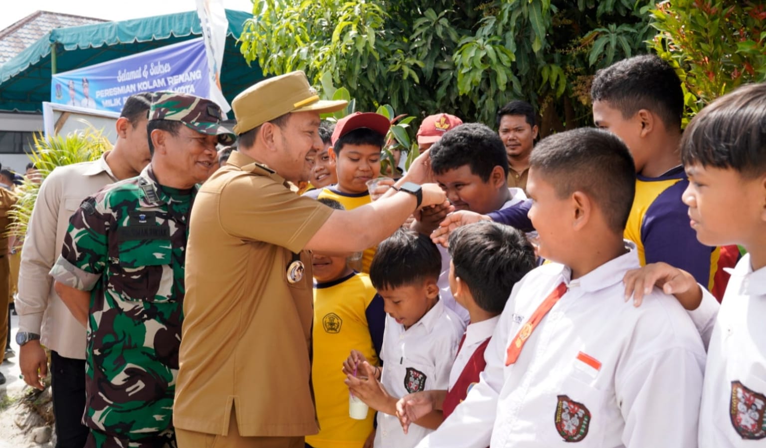 Walikota Tebingtinggi Iman Irdian Saragih Resmikan Kolam Renang, Berharap Menjadi Destinasi Rekreasi Keluarga - IMG 20260127 WA0007