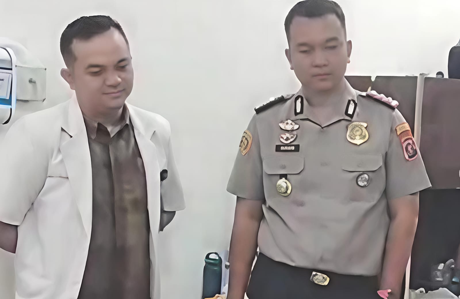 Kapolres PakPak Bharat Muhammad Agustiawan Besuk Kapolsek Sukaramai Opname Di RSUD Sidikalang 4 Kapolres PakPak Bharat Muhammad Agustiawan Besuk Kapolsek Sukaramai Opname Di RSUD Sidikalang - IMG 20260131 WA0023