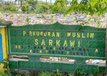 Masyarakat Kota Tebingtinggi Penuhi Pemakaman Umum, Lakukan Tradisi Ziarah Kubur Menjelang Ramadhan 1447 H