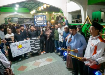 Meriah Pawai Obor Sambut Ramadhan 1447 H Di Kota Tebingtinggi, Pesan Walikota : Jaga Ukhuwah Islamiyah