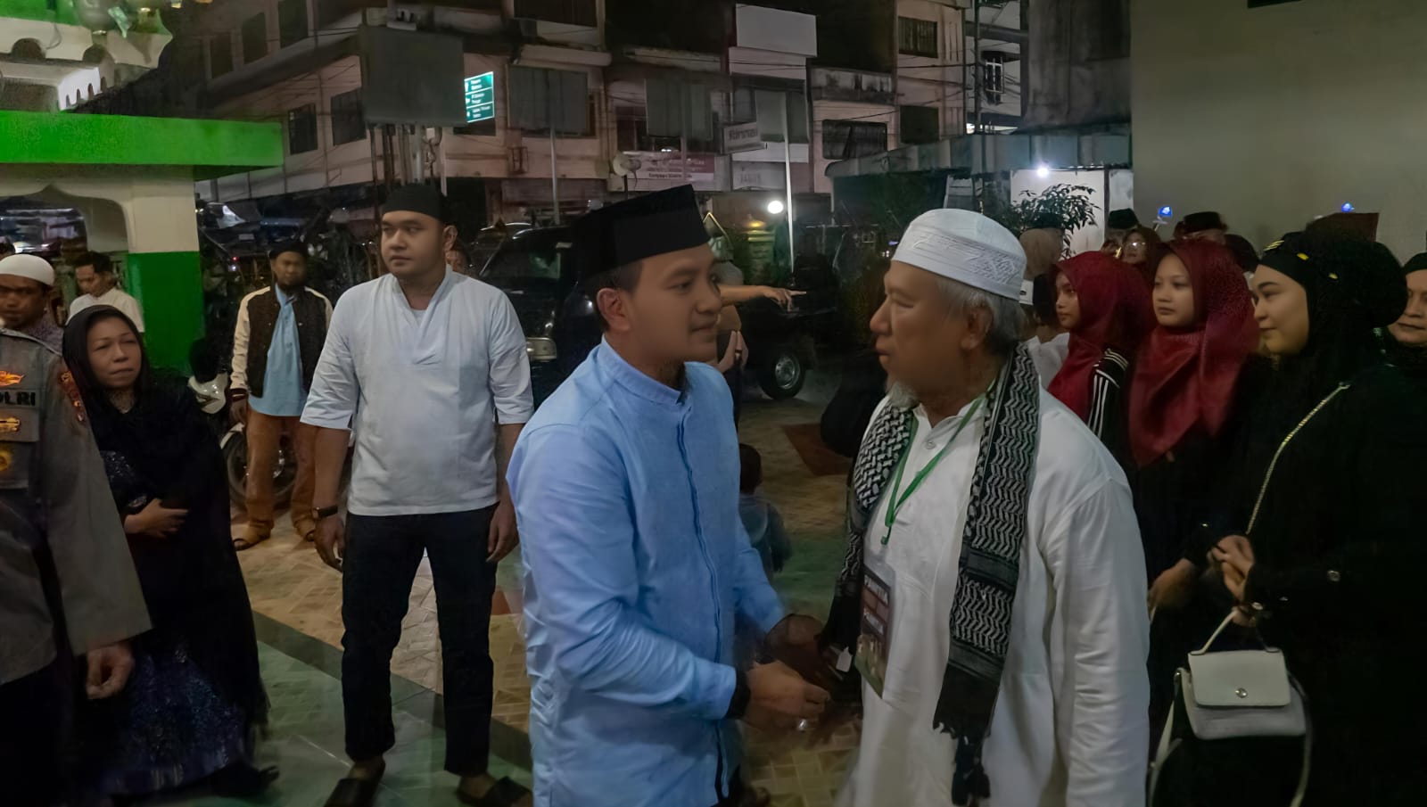 Meriah Pawai Obor Sambut Ramadhan 1447 H Di Kota Tebingtinggi, Pesan Walikota : Jaga Ukhuwah Islamiyah 6 Meriah Pawai Obor Sambut Ramadhan 1447 H Di Kota Tebingtinggi, Pesan Walikota : Jaga Ukhuwah Islamiyah - IMG 20260216 WA0070
