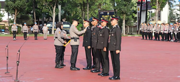 136 Personel Polda Sumut Dianugrahi Satyalancana Merupakan Apresiasi Negara, Tegaskan Komitmen Profesional 2 136 Personel Polda Sumut Dianugrahi Satyalancana Merupakan Apresiasi Negara, Tegaskan Komitmen Profesional