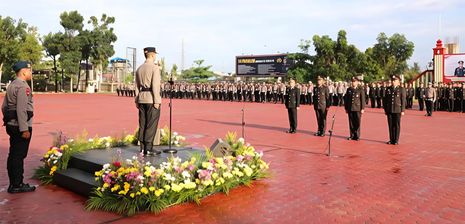 136 Personel Polda Sumut Dianugrahi Satyalancana Merupakan Apresiasi Negara, Tegaskan Komitmen Profesional 4 136 Personel Polda Sumut Dianugrahi Satyalancana Merupakan Apresiasi Negara, Tegaskan Komitmen Profesional - IMG 20260219 WA0002