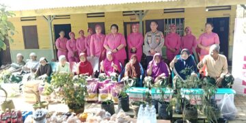 Ketua Bhayangkari Cabang Polresta Deliserdang Kunjungi Rumah Jompo Wreda Sei. Putih, Berikan Tali Asih