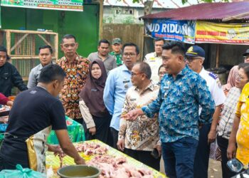 Wabup DS Lom Lom Suwondo Sidak, Harga Kebutuhan Pokok Ramadhan dan Idul Fitri Stabil