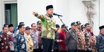 SUASANA BULAN RAMADHAN, Walikota Iman Irdian Saragih Pimpin Apel Gabungan ASN Pemko Tebingtinggi, Harapkan Pemerintahan Berjalan Baik