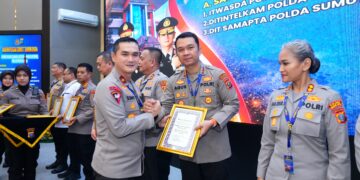 Polres Pakpak Bharat Menerima Penghargaan Bidang Indikator Kinerja Pelaksanaan Anggaran Dari Kapoldasu