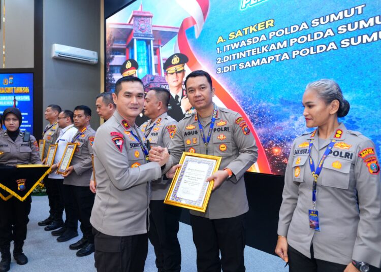 Polres Pakpak Bharat Menerima Penghargaan Bidang Indikator Kinerja Pelaksanaan Anggaran Dari Kapoldasu