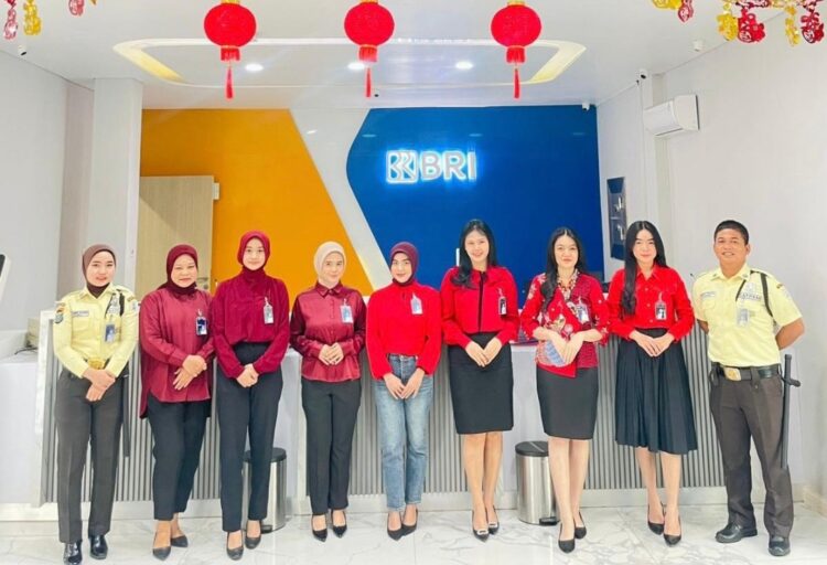 Sambut Imlek 2026 M, BRI Tebing Tinggi Kenakan Busana Nuansa Merah. 2 Sambut Imlek 2026 M, BRI Tebing Tinggi Kenakan Busana Nuansa Merah.