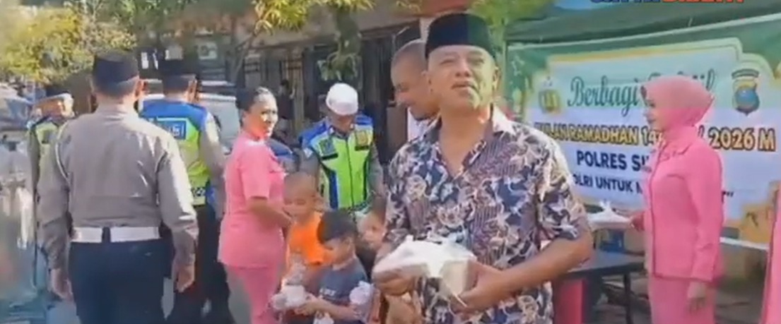 Satlantas Polres Sibolga Bersama Bhayangkari Berbagi Takjil Kepada Masyarakat 5 Satlantas Polres Sibolga Bersama Bhayangkari Berbagi Takjil Kepada Masyarakat - IMG 20260302 WA0003