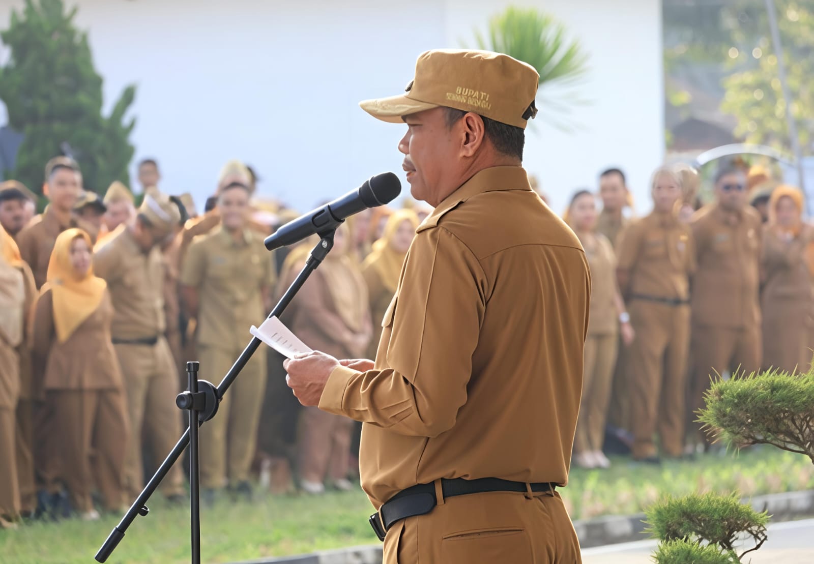 Apel Pegawai PPPK Pemkab Sergai, Bupati Dharma Wijaya : 2.157 PPPK Diperpanjang Masa Perjanjian Kerjanya, Tidak Ada Pungli Dalam Prosesnya 4 Apel Pegawai PPPK Pemkab Sergai, Bupati Dharma Wijaya : 2.157 PPPK Diperpanjang Masa Perjanjian Kerjanya, Tidak Ada Pungli Dalam Prosesnya - IMG 20260302 WA0017