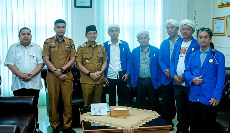 Walikota Tebingtinggi Akan Tindaklanjuti Permohonan Pemberian Bantuan Insentif Guru Honor Tahfidz Dan Ngaji 2 Walikota Tebingtinggi Akan Tindaklanjuti Permohonan Pemberian Bantuan Insentif Guru Honor Tahfidz Dan Ngaji