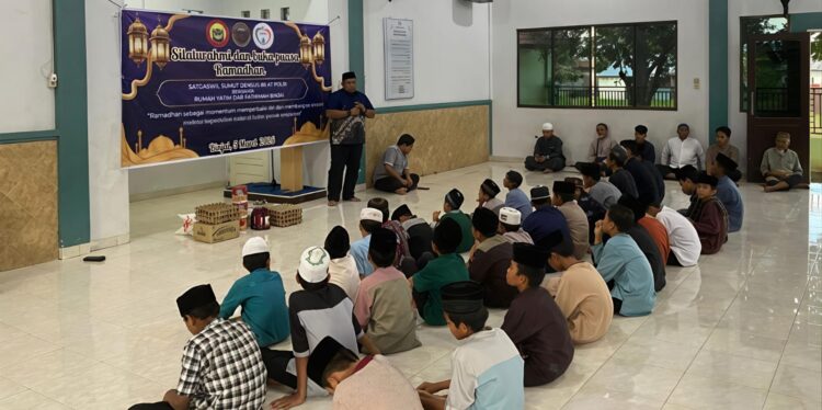 Satgaswil Sumut Densus 88 AT Polri, Gelar Buka Puasa Bersama Anak Yatim Di Rumah Yatim Dar Fathimah 2 Satgaswil Sumut Densus 88 AT Polri, Gelar Buka Puasa Bersama Anak Yatim Di Rumah Yatim Dar Fathimah
