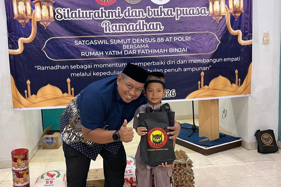 Satgaswil Sumut Densus 88 AT Polri, Gelar Buka Puasa Bersama Anak Yatim Di Rumah Yatim Dar Fathimah - IMG 20260308 WA0002