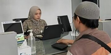 Manajer BRI Unit Dua Koto Deddy Risfaldian Berikan Pelayanan Prima Kepada Nasabah, Keberadaannya Makin Dirasakan Manfaatnya