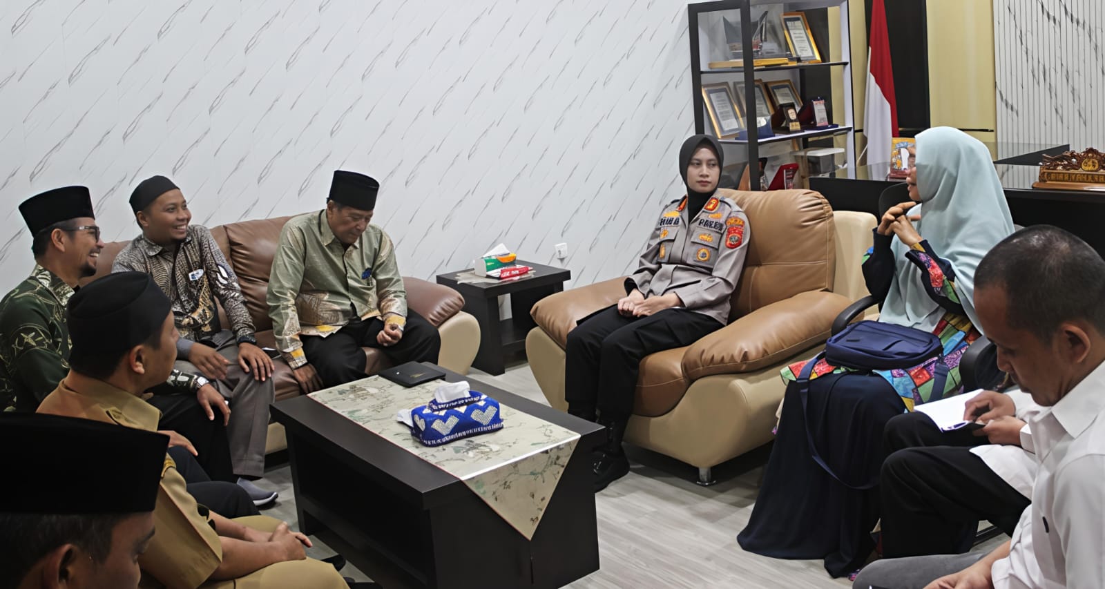 DP MUI Kota Tebingtinggi Priode 2025-2030 Audiensi Ke Kapolres, Perkuat Silaturahim Dengan Forkopimda 5 DP MUI Kota Tebingtinggi Priode 2025-2030 Audiensi Ke Kapolres, Perkuat Silaturahim Dengan Forkopimda - IMG 20260315 WA0005