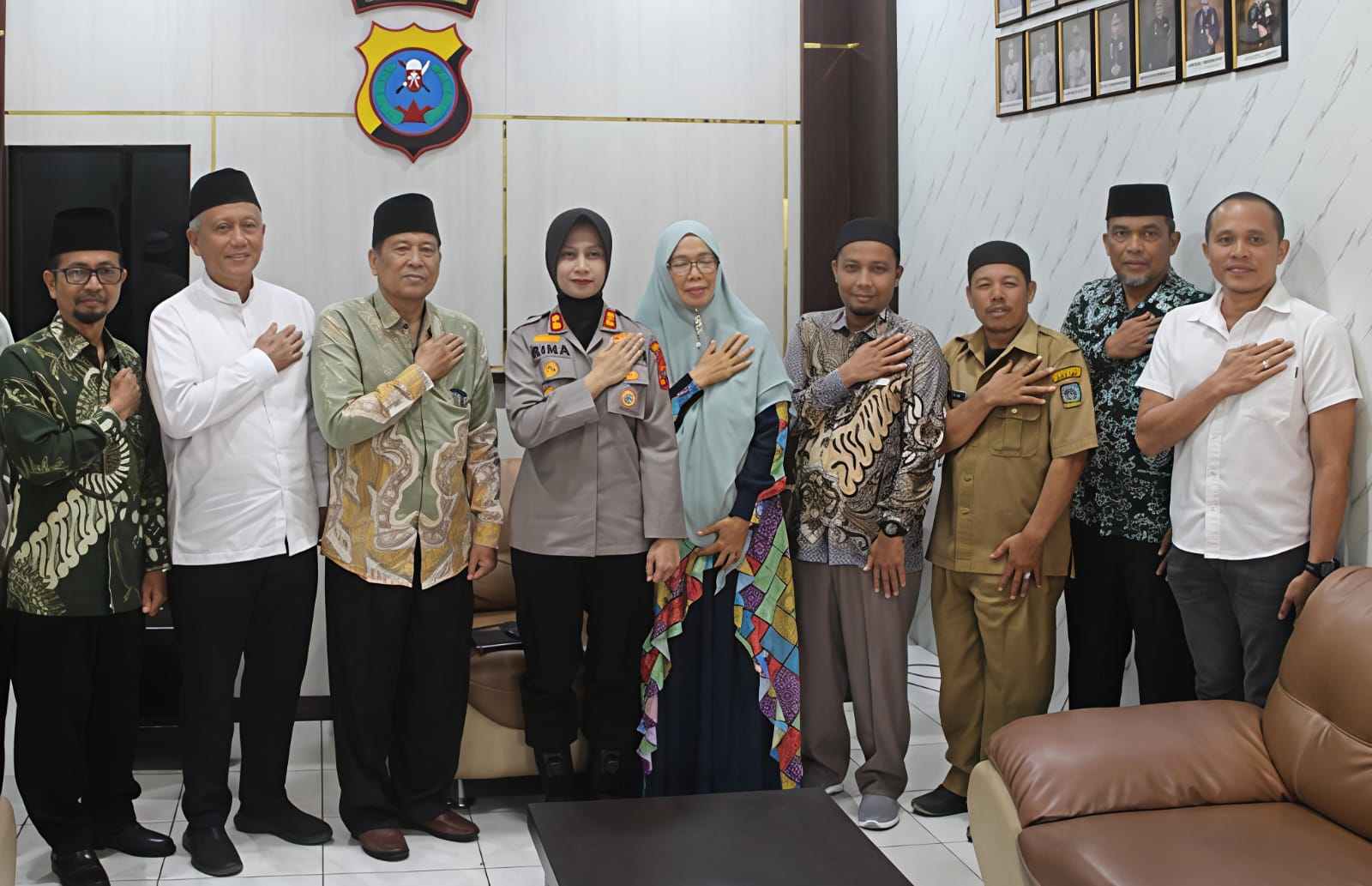DP MUI Kota Tebingtinggi Priode 2025-2030 Audiensi Ke Kapolres, Perkuat Silaturahim Dengan Forkopimda 8 DP MUI Kota Tebingtinggi Priode 2025-2030 Audiensi Ke Kapolres, Perkuat Silaturahim Dengan Forkopimda - IMG 20260315 WA0008