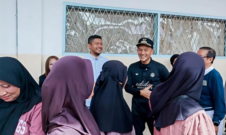 Walikota Tebingtinggi H. Iman Irdian Saragih Hadiri Giat Baksos "Sembako Cinta" Buddha Tzu Chi Indonesia 2 Walikota Tebingtinggi H. Iman Irdian Saragih Hadiri Giat Baksos “Sembako Cinta” Buddha Tzu Chi Indonesia