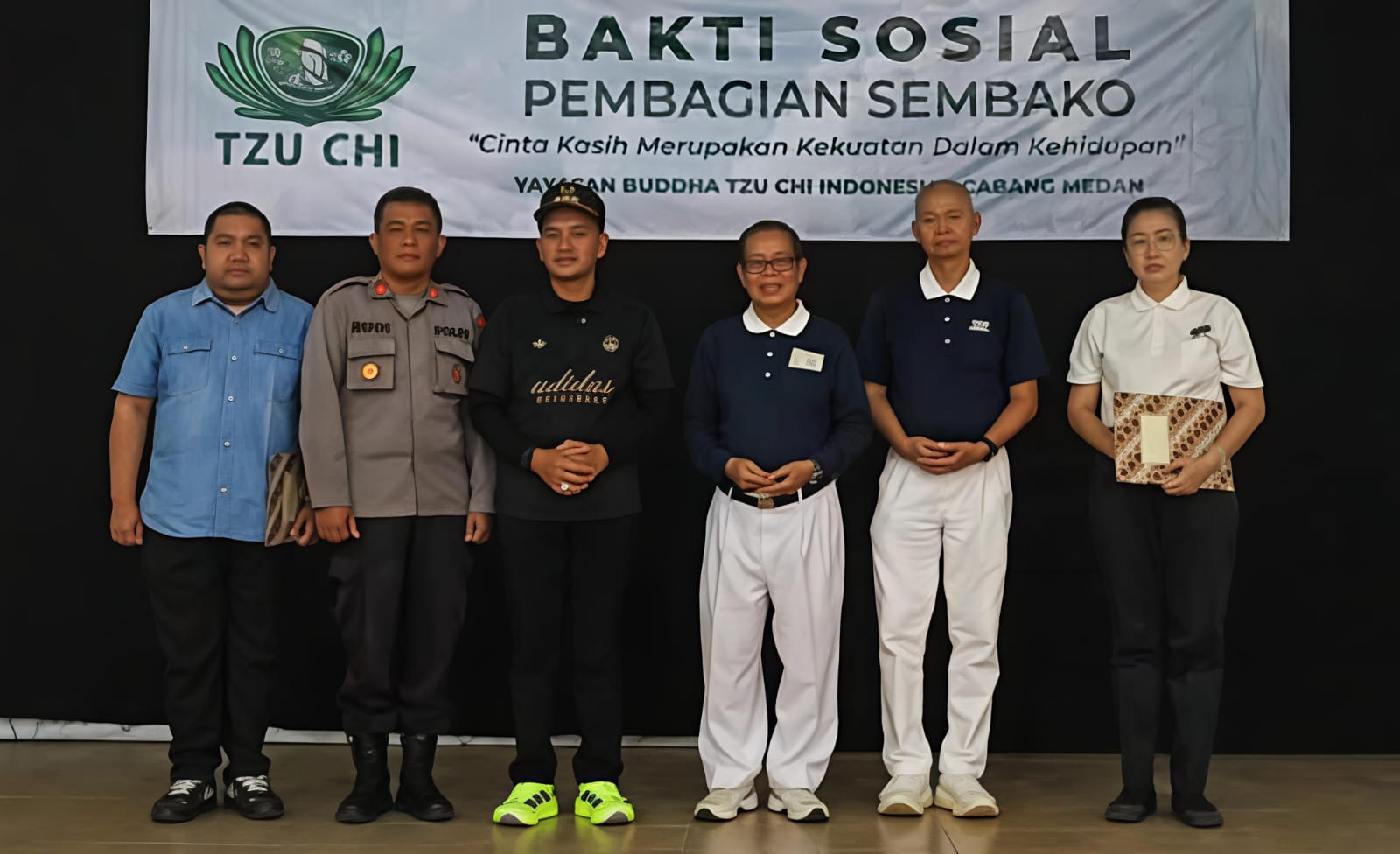 Walikota Tebingtinggi H. Iman Irdian Saragih Hadiri Giat Baksos "Sembako Cinta" Buddha Tzu Chi Indonesia 3 Walikota Tebingtinggi H. Iman Irdian Saragih Hadiri Giat Baksos "Sembako Cinta" Buddha Tzu Chi Indonesia - IMG 20260317 WA0001