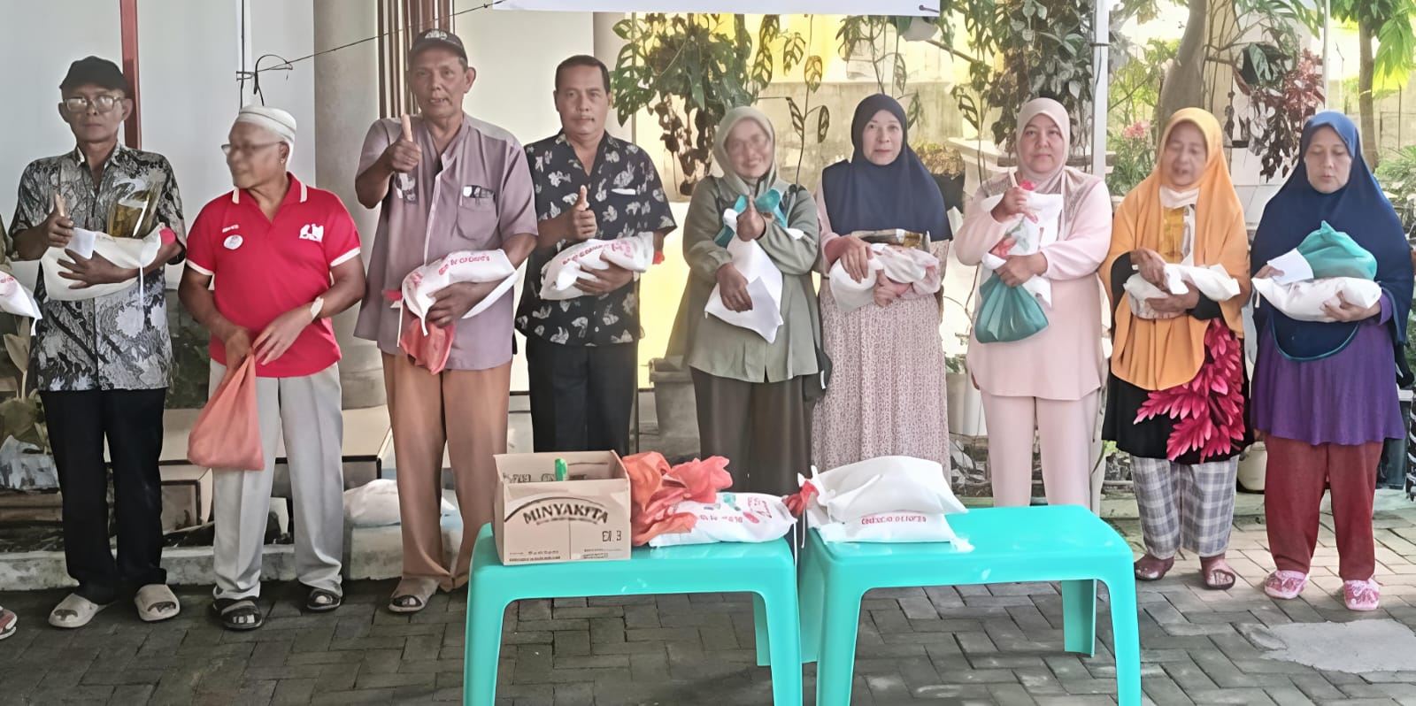 PTPN IV Palmco Berangkatkan Secara Serentak 1.160 Peserta Mudik Gratis, Di Wilayah Sumatera Dan Kalimantan, Ribuan Pensiunan Nelangsa 7 Bulan Uang Beras Belum Dibayar 6 PTPN IV Palmco Berangkatkan Secara Serentak 1.160 Peserta Mudik Gratis, Di Wilayah Sumatera Dan Kalimantan, Ribuan Pensiunan Nelangsa 7 Bulan Uang Beras Belum Dibayar - IMG 20260320 WA0013