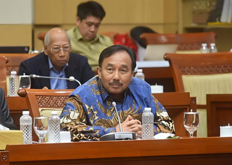 Tokoh Pasaman Politikus Benny Utama, Tampil Tegas Dalam RDP Komisi III DPR RI, Tuai Apresiasi Luas 2 Tokoh Pasaman Politikus Benny Utama, Tampil Tegas Dalam RDP Komisi III DPR RI, Tuai Apresiasi Luas