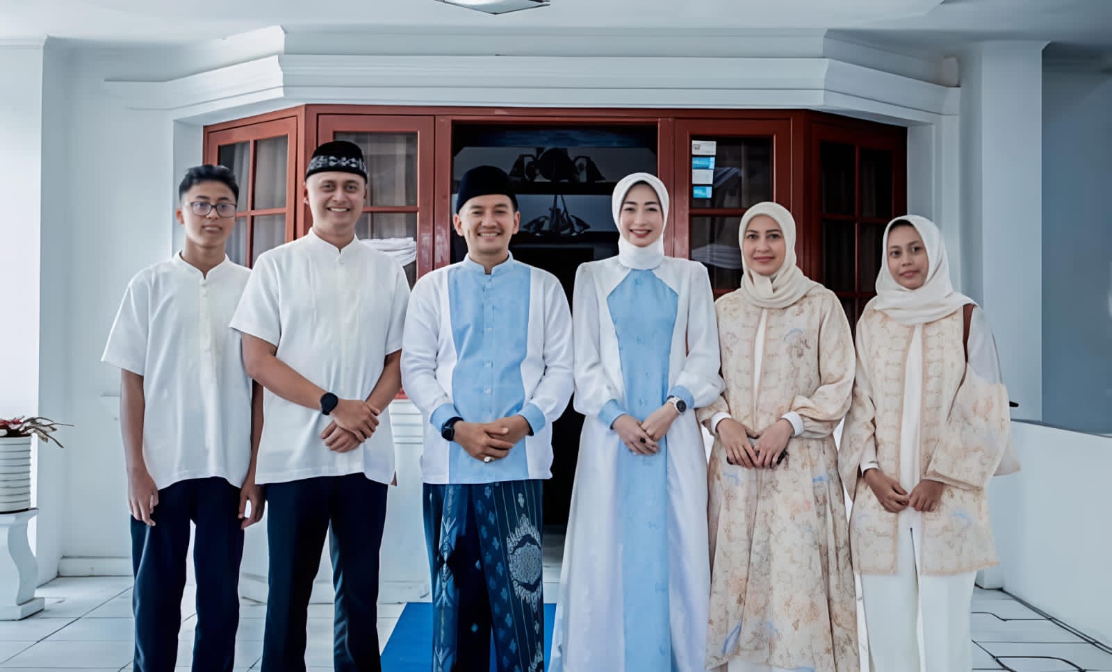 Walikota Tebingtinggi Dan Wakil Walikota Tampil Bersama Dalam Sholat Idul Fithri 1447 Hijriah Membaur Dengan Ribuan Warga Di Tanah Lapang Merdeka 7 Walikota Tebingtinggi Dan Wakil Walikota Tampil Bersama Dalam Sholat Idul Fithri 1447 Hijriah Membaur Dengan Ribuan Warga Di Tanah Lapang Merdeka - IMG 20260322 WA0014