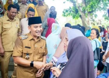 Tinjau Penyaluran Bantuan Pangan Di Bajenis, Walikota Iman Irdian Saragih : Ini Bentuk Kepedulian Pemerintah