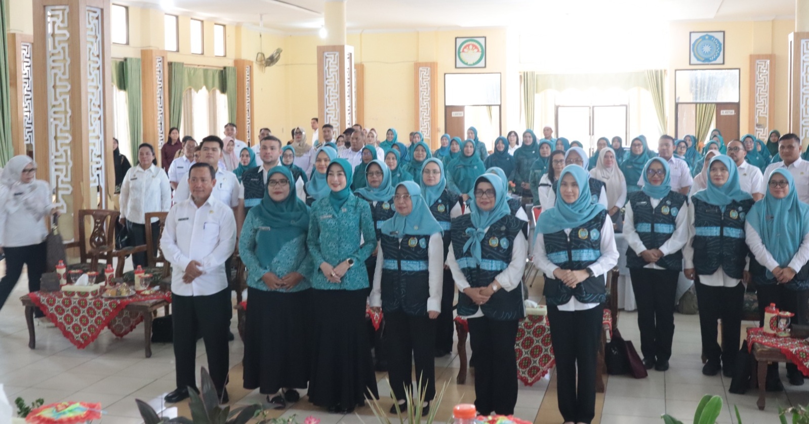 Ketua TP PKK Tebingtinggi Ny. Hj. Susmira Wanti Iman Irdian Sambut Tim Supervisi Penilaian HKG Provsu - IMG 20260411 WA0003