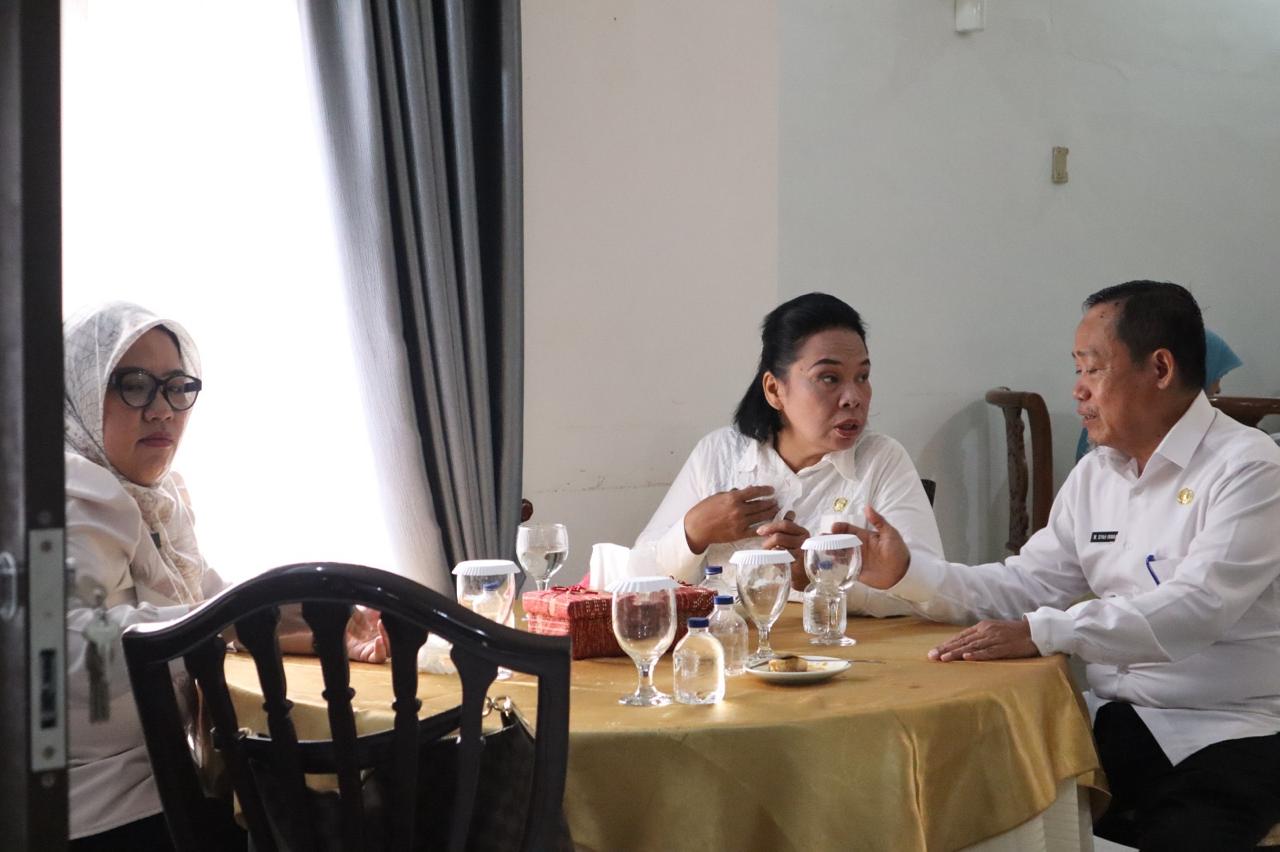 Ketua TP PKK Tebingtinggi Ny. Hj. Susmira Wanti Iman Irdian Sambut Tim Supervisi Penilaian HKG Provsu - IMG 20260411 WA0005
