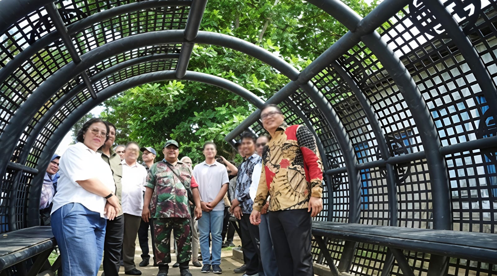 Bupati Deliserdang Resmikan Alun-alun Kota Galang, Asri Ludin : Jadi Ikon Kemajuan Daerah Dalam Penataan Kawasan Tertib Dan Indah 4 Bupati Deliserdang Resmikan Alun-alun Kota Galang, Asri Ludin : Jadi Ikon Kemajuan Daerah Dalam Penataan Kawasan Tertib Dan Indah - IMG 20260413 WA0008