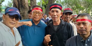 Perwakilan Aksi Unjukrasa Tuntut Uang Beras Pensiunan PTPN IV Palmco Kecewa, Dijanjikan Bertemu Direksi 14 April 2026 Ditunda 12 Perwakilan Aksi Unjukrasa Tuntut Uang Beras Pensiunan PTPN IV Palmco Kecewa, Dijanjikan Bertemu Direksi 14 April 2026 Ditunda