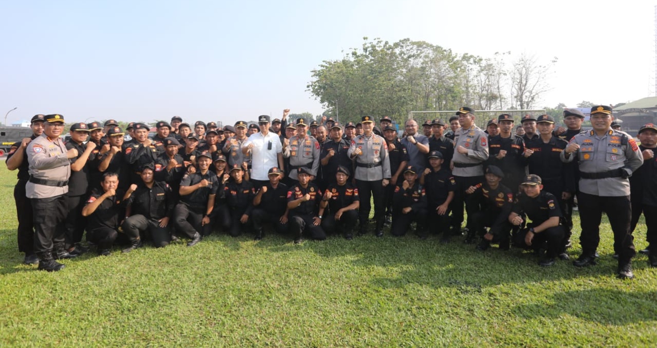 Sispamkota Medan Digelar Komprehensif, Tunjukkan Kesiapan Polri Hadapi Berbagai Skenario Gangguan Keamanan - IMG 20260425 WA0030