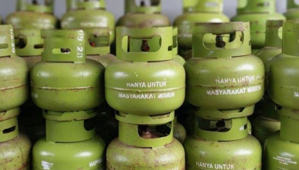 ‎‎Harga Elpiji 3 Kg Di Silang Empat Dua Koto Sumbar Melonjak Jelang Lebaran, Warga Resah ‎ - IMG 20260426 WA0005