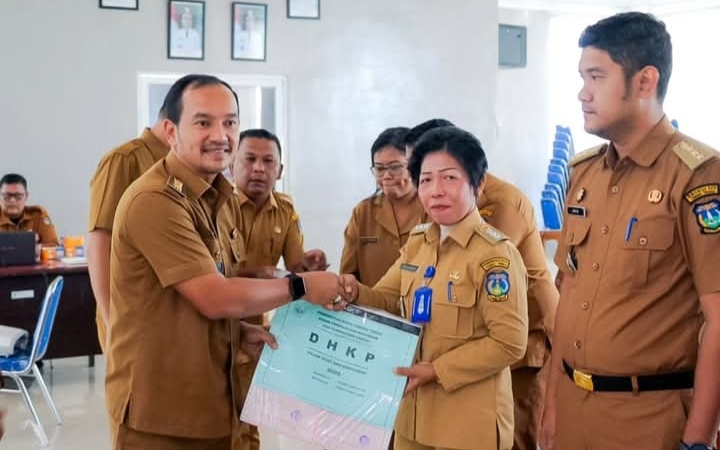 Walikota Tebingtinggi : Target Penerimaan PBB Kota Tebingtinggi Tahun 2026 Rp. 8,5 Milyar, Tanpa Kenaikan Tarif 4 Walikota Tebingtinggi : Target Penerimaan PBB Kota Tebingtinggi Tahun 2026 Rp. 8,5 Milyar, Tanpa Kenaikan Tarif - IMG 20260509 WA0032