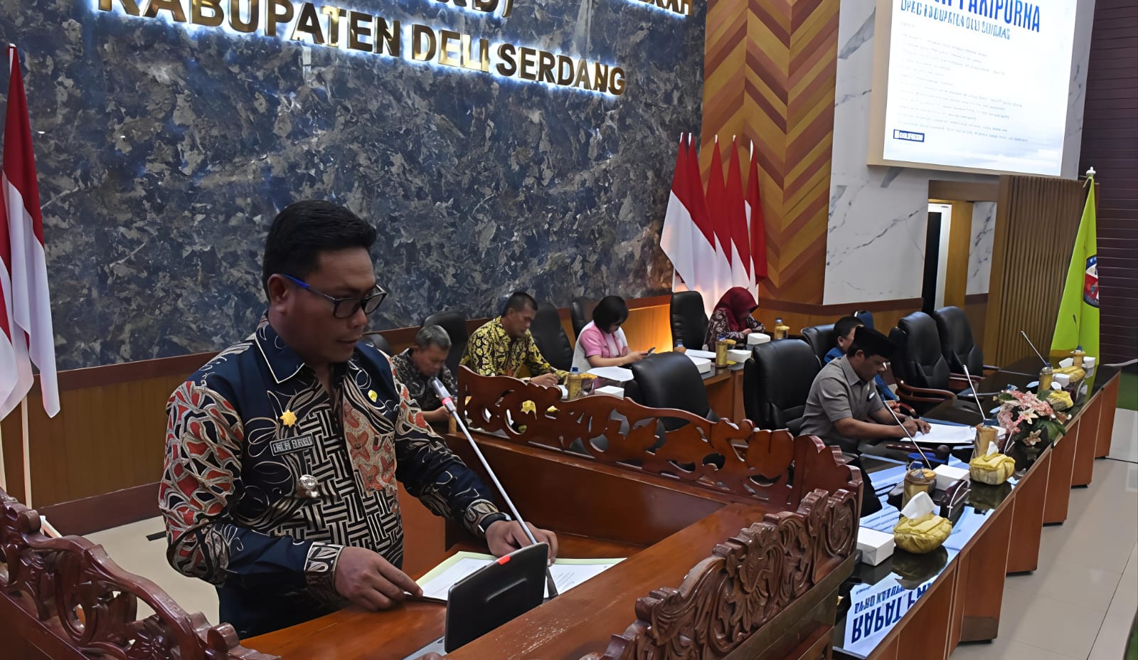 WAKIL BUPATI DELI SERDANG LOM LOM SUWONDO SAMPAIKAN PENJELASAN RANPERDA DI PARIPURNA DPRD - IMG 20260521 WA0024