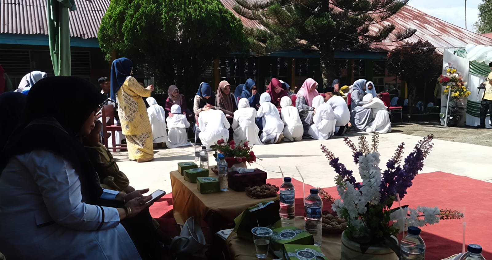 MTsN 5 Pasaman Lepas 182 Siswa Kelas IX Dan Wisudawan Tahfidz, Dalam Suasana Haru Meriah 5 MTsN 5 Pasaman Lepas 182 Siswa Kelas IX Dan Wisudawan Tahfidz, Dalam Suasana Haru Meriah - IMG 20260524 WA0037