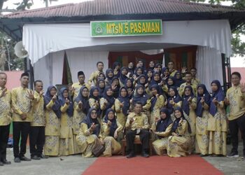 MTsN 5 Pasaman Cetak Generasi Qurani, 23 Siswa Tahfidz Al-Qur’an Berhasil Diwisuda