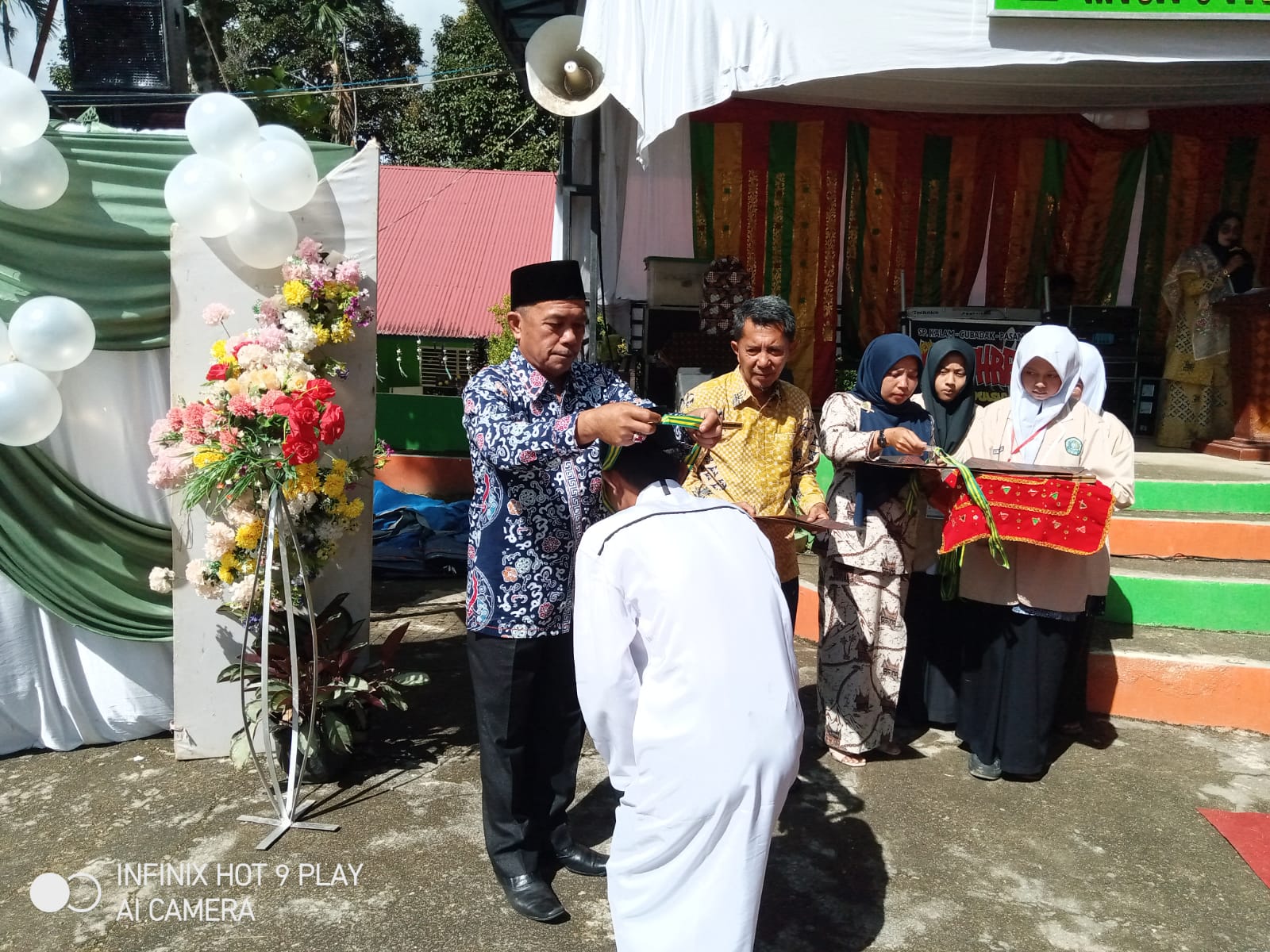 MTsN 5 Pasaman Cetak Generasi Qurani, 23 Siswa Tahfidz Al-Qur’an Berhasil Diwisuda 3 MTsN 5 Pasaman Cetak Generasi Qurani, 23 Siswa Tahfidz Al-Qur’an Berhasil Diwisuda - IMG 20260524 WA0039