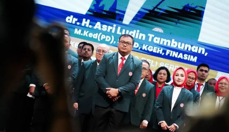 Dilantik Ketua Umum IDI Sumut, dr. Asri Ludin Tambunan Ketua Umum IDI Deli Serdang 2 Dilantik Ketua Umum IDI Sumut, dr. Asri Ludin Tambunan Ketua Umum IDI Deli Serdang
