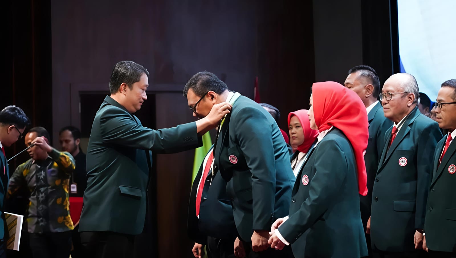 Dilantik Ketua Umum IDI Sumut, dr. Asri Ludin Tambunan Ketua Umum IDI Deli Serdang 3 Dilantik Ketua Umum IDI Sumut, dr. Asri Ludin Tambunan Ketua Umum IDI Deli Serdang - IMG 20260524 WA0051