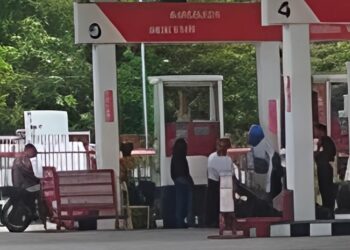 SPBU 14.206.202 Kelurahan Lalang Kota Tebing Tinggi, Layani Pembeli Pertalite Dengan Sepedamotor Thunder Berulangkali