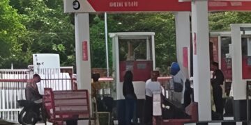 SPBU 14.206.202 Kelurahan Lalang Kota Tebing Tinggi, Layani Pembeli Pertalite Dengan Sepedamotor Thunder Berulangkali