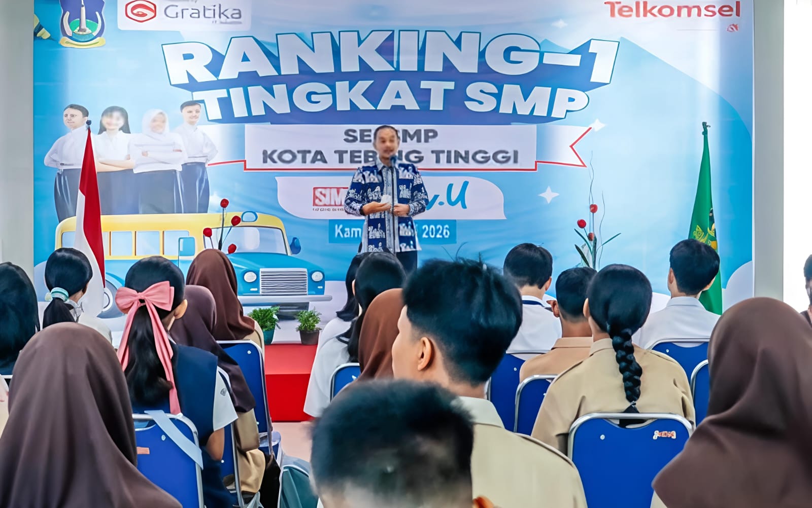 Buka Kompetisi "Ranking 1" Kota Tebing Tinggi, Wali Kota : Penting Pendidikan Berbasis Teknologi Digital 3 Buka Kompetisi "Ranking 1" Kota Tebing Tinggi, Wali Kota : Penting Pendidikan Berbasis Teknologi Digital - IMG 20260525 WA0028