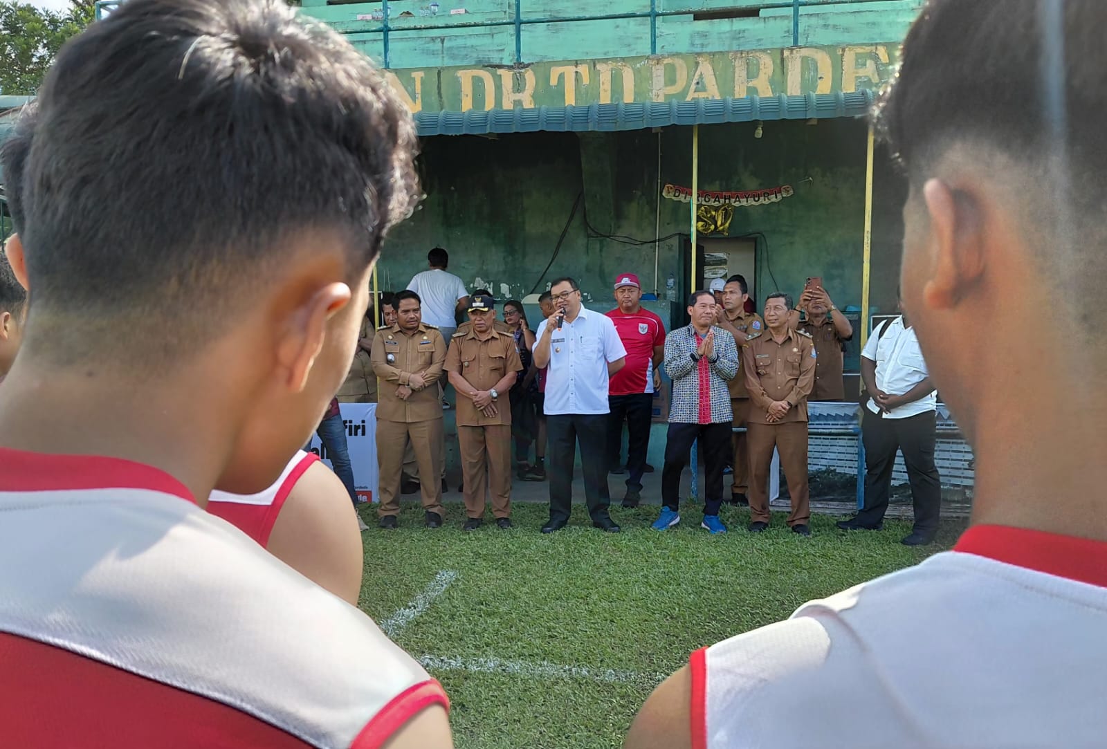Tonton Laga Lawan Timor Leste U19, Bupati Deli Serdang Motivasi Paya Bakung United Jelang Liga 4 4 Tonton Laga Lawan Timor Leste U19, Bupati Deli Serdang Motivasi Paya Bakung United Jelang Liga 4 - IMG 20260526 WA0048