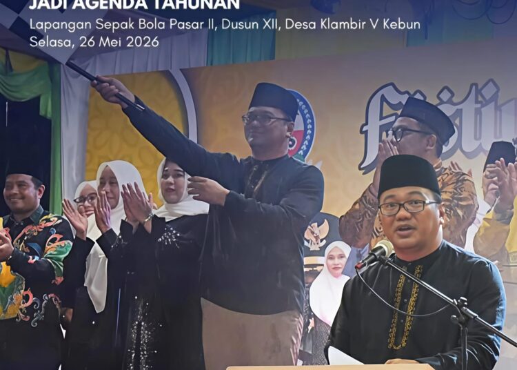 Meriah Dan Spektakuler Festival Takbir Akbar Hamparan Perak, Bupati Asri Ludin : Dimasukkan Dalam Kalender Tahunan Event Resmi Pemkab 2 Meriah Dan Spektakuler Festival Takbir Akbar Hamparan Perak, Bupati Asri Ludin : Dimasukkan Dalam Kalender Tahunan Event Resmi Pemkab