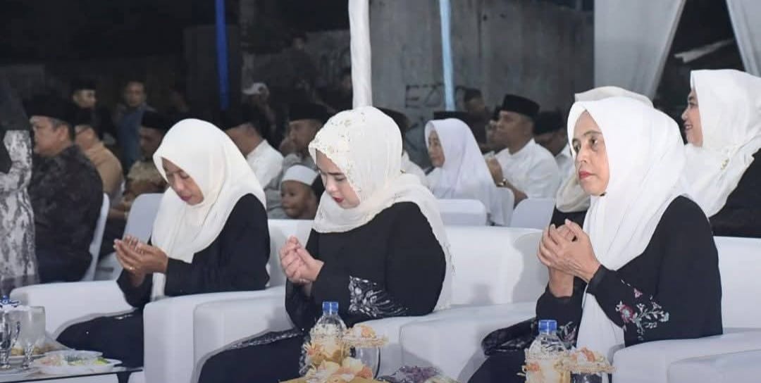 Meriah Dan Spektakuler Festival Takbir Akbar Hamparan Perak, Bupati Asri Ludin : Dimasukkan Dalam Kalender Tahunan Event Resmi Pemkab 6 Meriah Dan Spektakuler Festival Takbir Akbar Hamparan Perak, Bupati Asri Ludin : Dimasukkan Dalam Kalender Tahunan Event Resmi Pemkab - IMG 20260531 WA0025