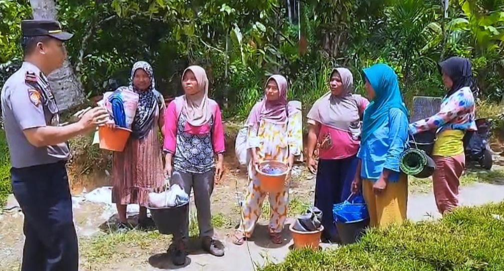 POLSEK DUA KOTO PASANG BALIHO PENCEGAHAN "PETI", WUJUD KOMITMEN JAGA KAMTIBMAS DAN KELESTARIAN LINGKUNGAN 3 POLSEK DUA KOTO PASANG BALIHO PENCEGAHAN "PETI", WUJUD KOMITMEN JAGA KAMTIBMAS DAN KELESTARIAN LINGKUNGAN - Screenshot 20260524 063744